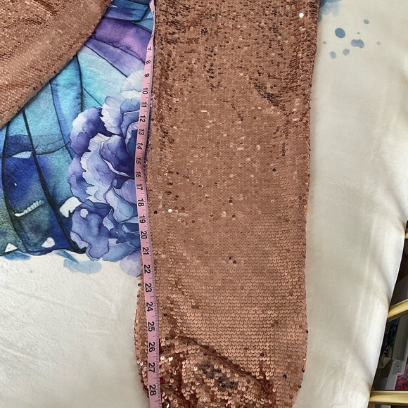 Sequin Jogger Pants in Shimmering Gold - Picture 3 of 4